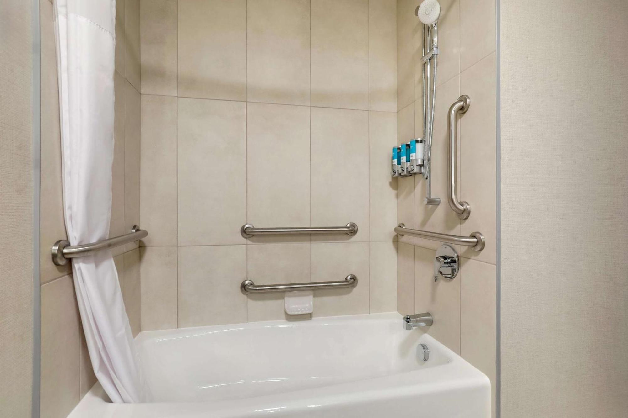 Drury Plaza Hotel Lincoln Downtown ภายนอก รูปภาพ